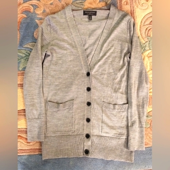 Banana Republic  Cardigan 100% Merino Wool Gray Women's Sweater - Picture 1 of 5